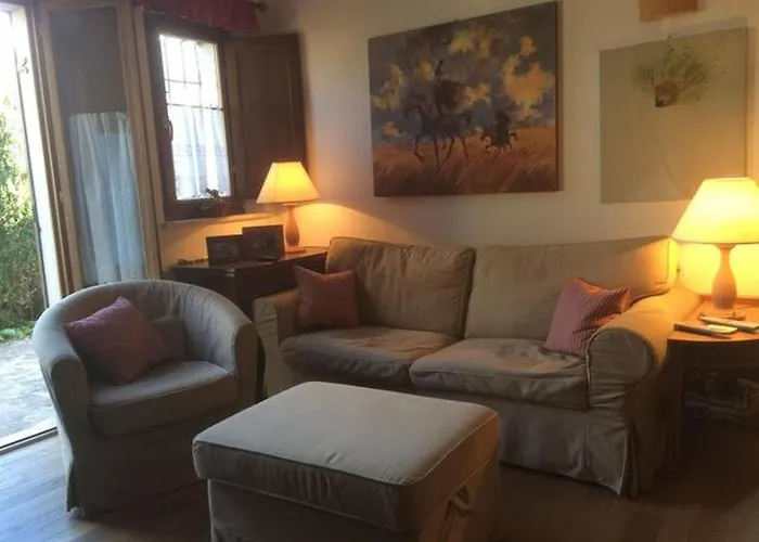 בית נופש Casa Val Di Rose צ'יביטלה אלפדנה