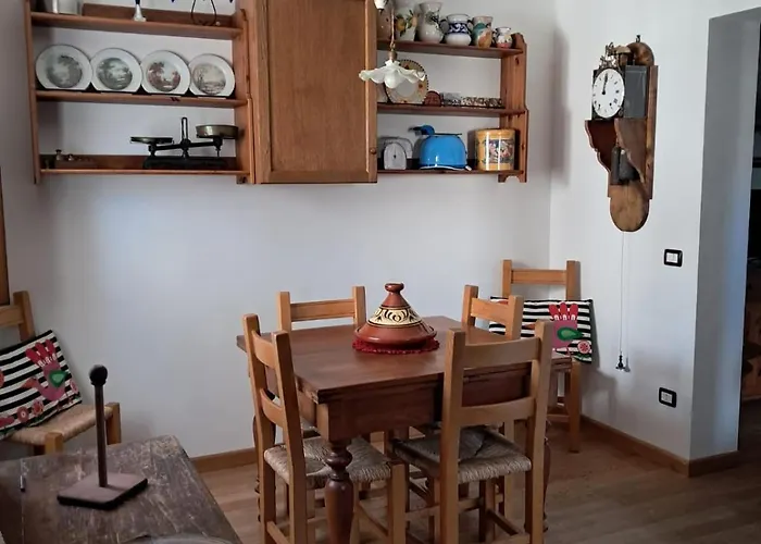 בית נופש Casa Val Di Rose צ'יביטלה אלפדנה